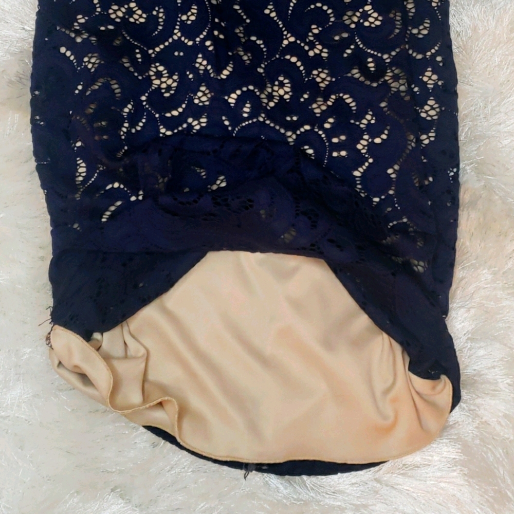 Dress - Picture 4 of 6